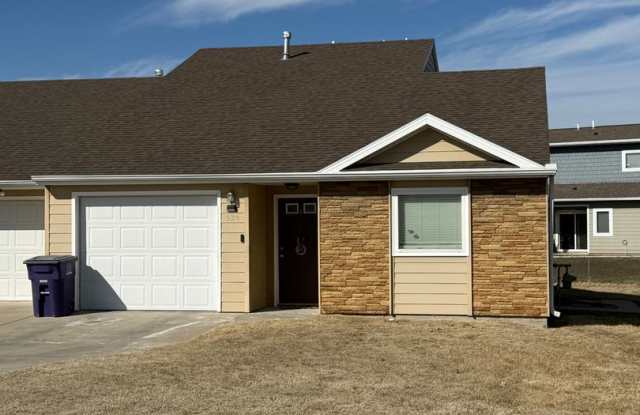 530 Grainfield St Manhattan, KS 66502 photos photos