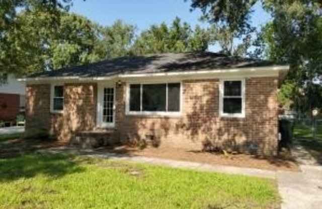 301 Amy Drive photos photos