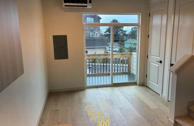 305 Southeast Port Avenue - F Gallery 4