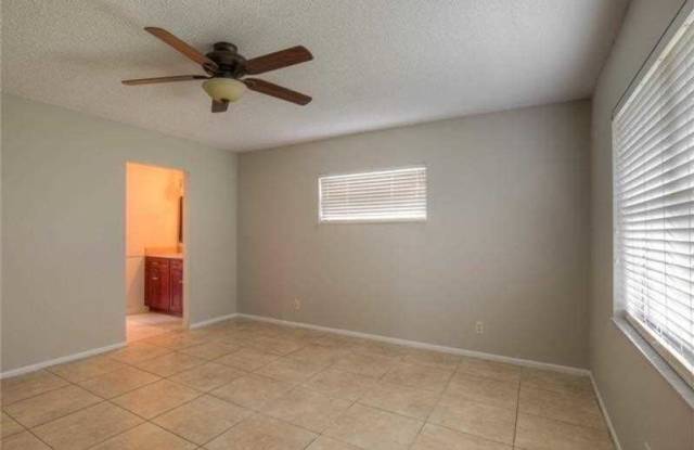 19392 Carolina Cir Gallery 3