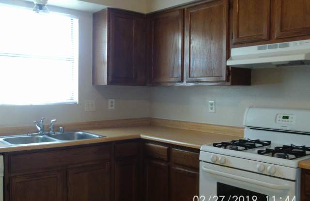 WESTERN HILLS!! Gallery 3