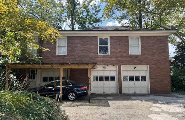 2BR Carriage House Behind 200 Maple Ave – Water, Sewer  Trash Included! - 202 Maple Avenue, Edgewood, PA 15218