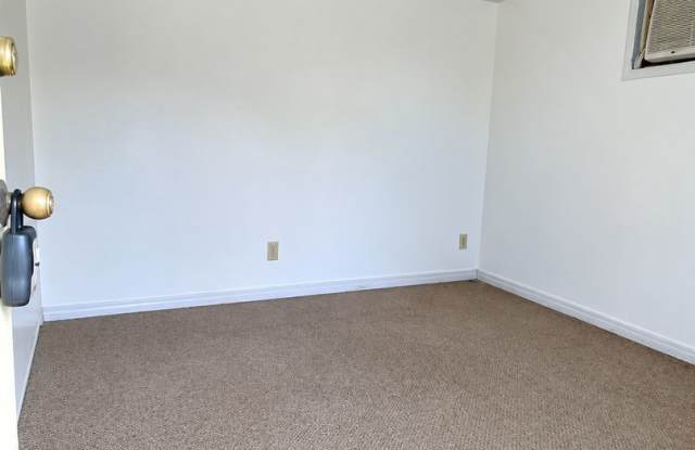 FOR RENT – 1 BEDROOM / 1 BATH DUPLEX IN LARGO Gallery 4
