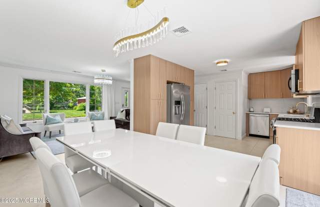 26 Hilltop Road Gallery 4
