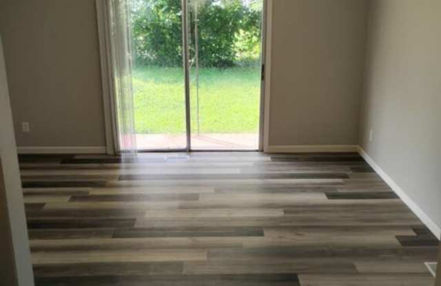4 Bedroom 1 Bath Home photos photos