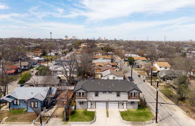 711 N Mittman St photos photos
