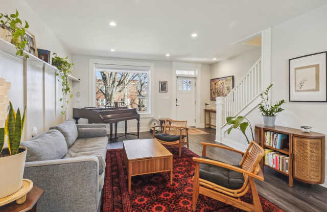 Gorgeous Fully Updated 4br/3.5bth in vibrant Petworth Neighborhood in NW DC photos photos