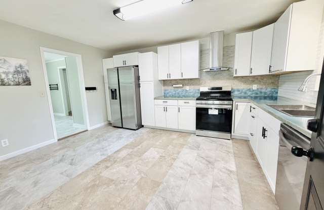 836 Delverton Road photos photos