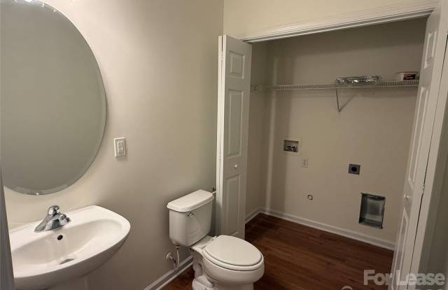7033 Somerset Springs Drive Gallery 3