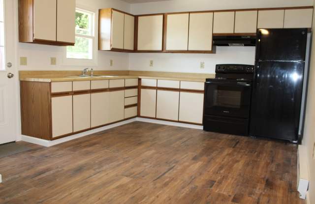 Spacious Two Bedroom Apartment Gallery 3