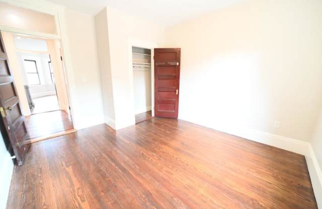 1712 Beacon St. Gallery 4