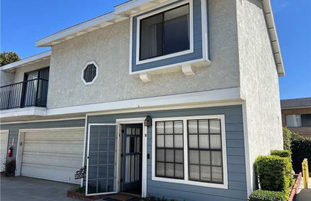 205 Violet Avenue photos photos