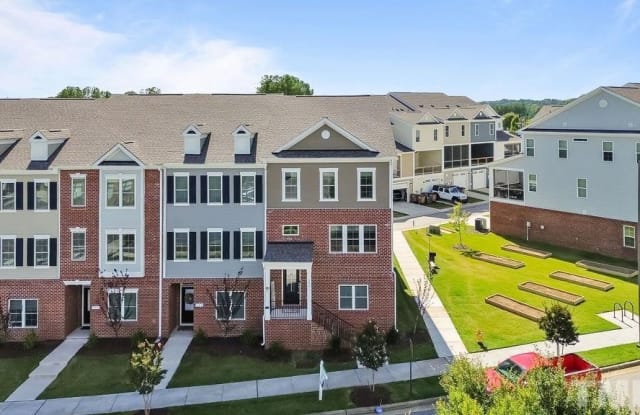 986 Gateway Commons Circle - 986 Gateway Commons Circle, Wake Forest, NC 27587