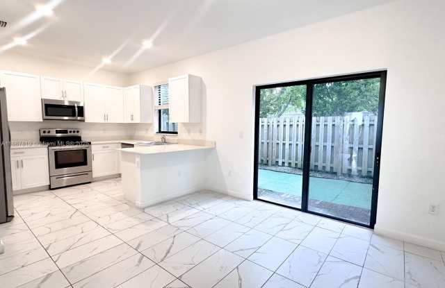 20634 NE 2nd Court 20634, Miami, FL 33179 photos photos