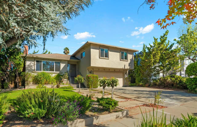 295 Blossom Valley Dr - 295 Blossom Valley Drive, Los Gatos, CA 95032