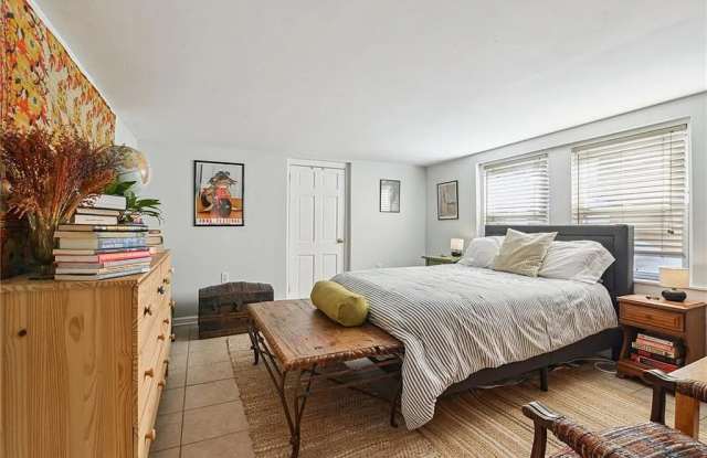 1506 Treasure Street photos photos