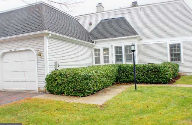 2493 FIVE SHILLINGS Road photos photos