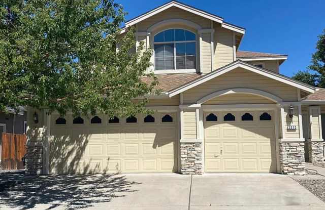 4 Bedroom, 3 Bath North West Reno Area Home! photos photos