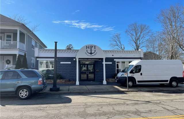 413 High Street - 413 High Street, Bristol County, RI 02809