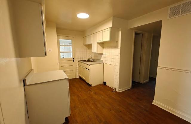 8859 Snowhill Court Gallery 3