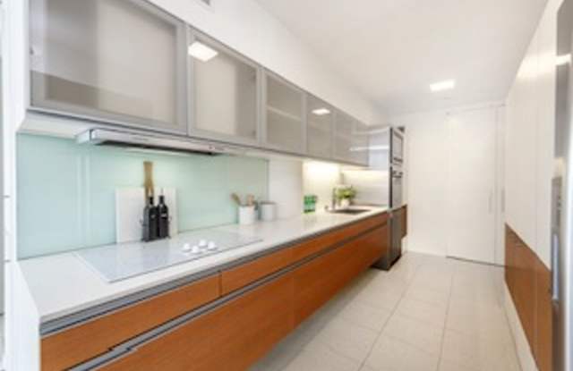 FANTASTIC 1 Bedroom at Veer Towers. Gallery 3