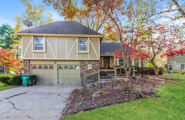 9011 W 105th Street - 9011 West 105th Street, Overland Park, KS 66212