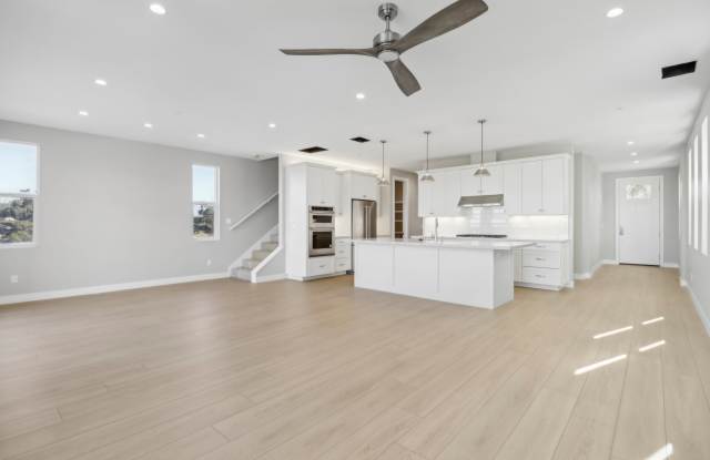 2954 Copley Avenue photos photos