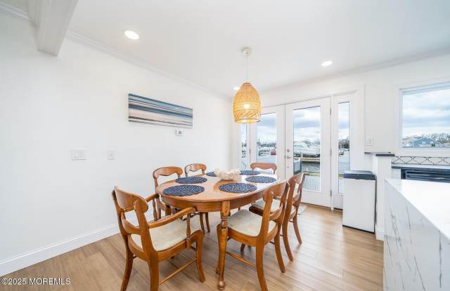 58 E Lagoona Drive Gallery 3