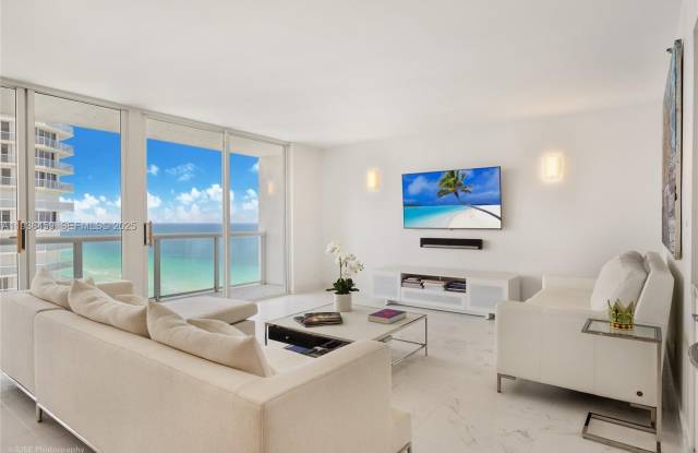 16425 Collins Ave photos photos