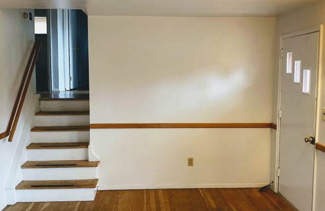 401 Cyra Drive Gallery 3