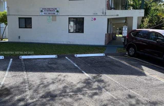 1028 NE 39th Dr photos photos