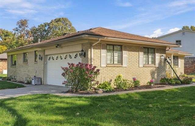 6805 Emerald Shores Drive Gallery 3
