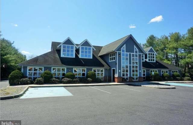2581 E CHESTNUT Avenue photos photos