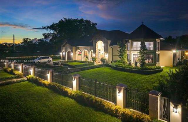 9815 SW 114th St #0 MIAMI, FL 33176 photos photos