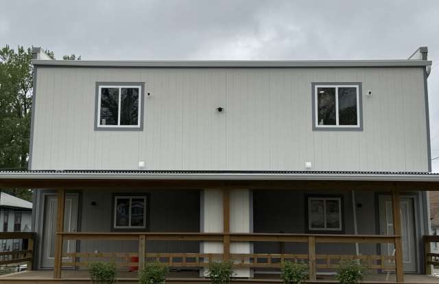 403 Sheridan Street - B Gallery 2