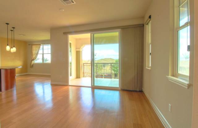 Two bedroom at The Villa of Kehalani Gallery 4