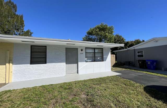 6301 SW 20th St photos photos