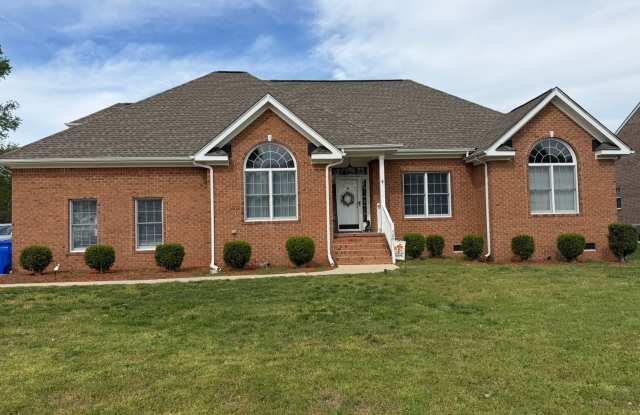 4 Bed / 2.5 Bath Single Family Home photos photos