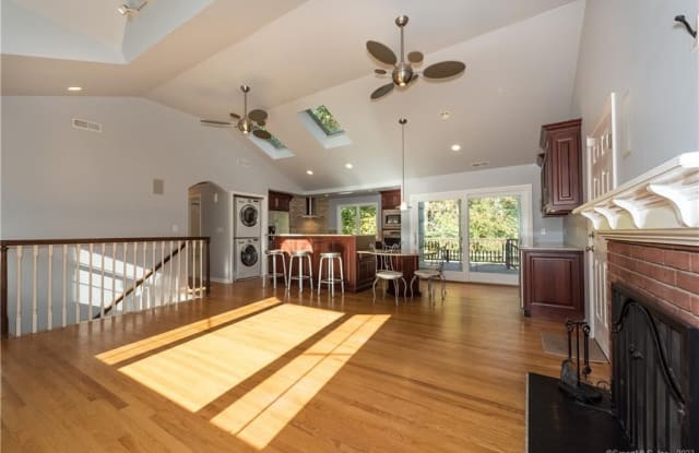 10 Overbrook Road - 10 Overbrook Road, Norwalk, CT 06851