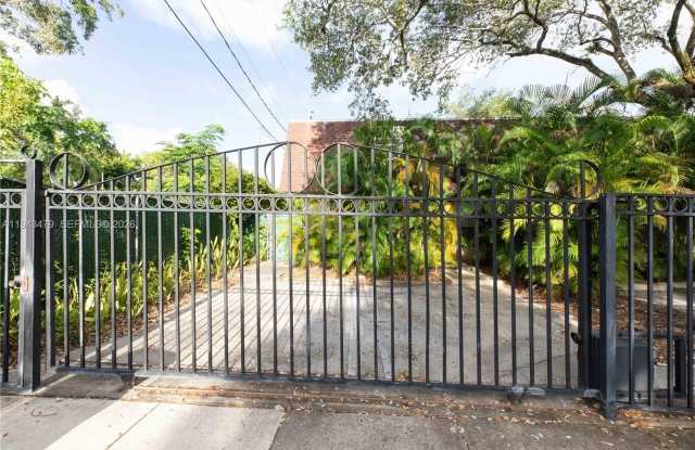 3171 Virginia St photos photos