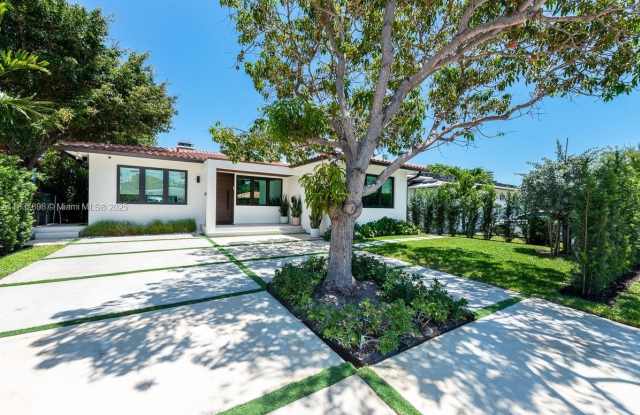 8959 Abbott Ave photos photos