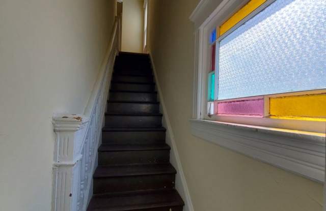 3 Bed 2 Bath Duplex Norfolk Gallery 3