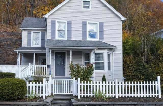 83 W Main Street photos photos