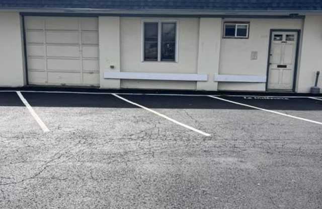 2565 HUNTINGDON Pike Gallery 3