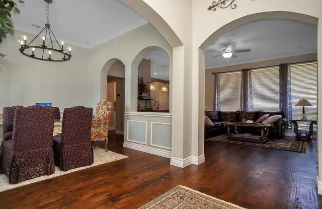 8414 Pinnacle Drive Gallery 3