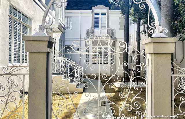 746 1/2 S. Ridgeley Drive Unit 1/2 Gallery 3