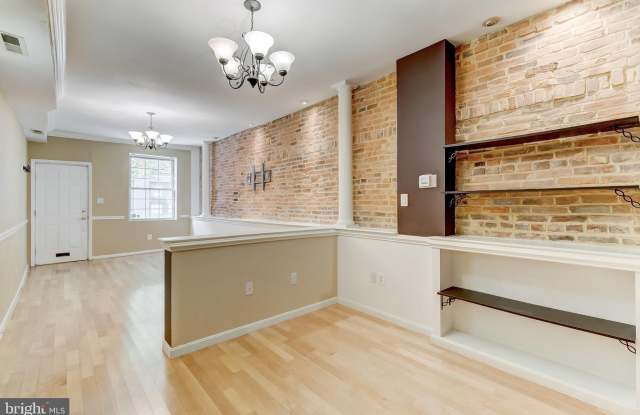 2418 HUDSON STREET photos photos