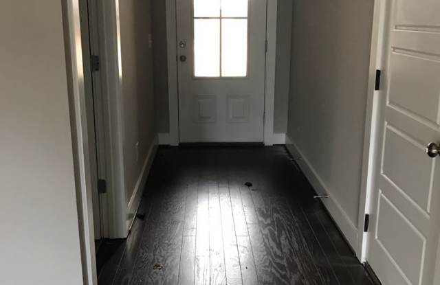 4313 Segars Cove Gallery 3
