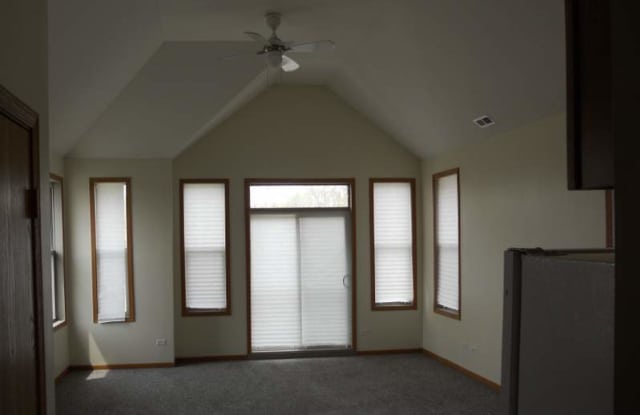 11031 S. Edbrooke - 1st floor Gallery 2