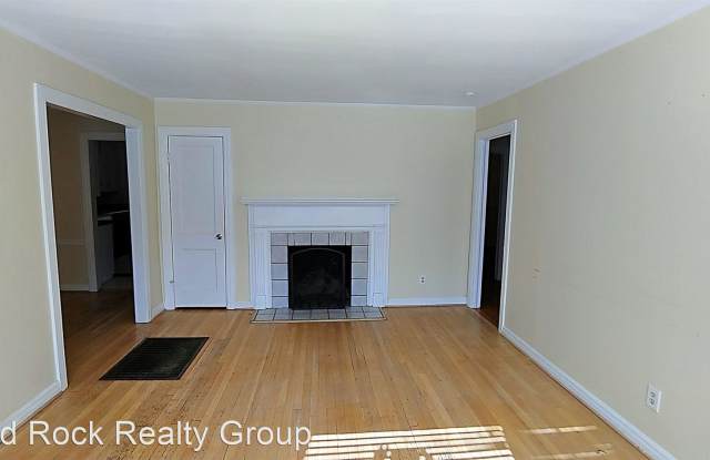 1000 Greensprings Avenue Gallery 2